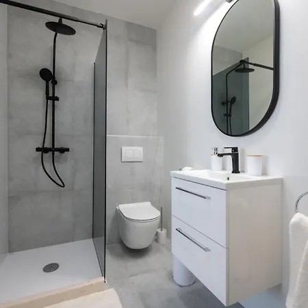 Gracin - Brand New With Terrace And Seaview * تروغير