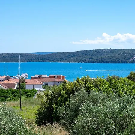 Gracin - Brand New With Terrace And Seaview تروغير